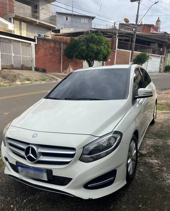MERCEDES-BENZ B 200 1.6 TURBO 16V FLEX 4P AUTOMATIZADO MERCEDES-BENZ B 200 1.6 TURBO 16V FLEX 4P AUTOMATIZADO